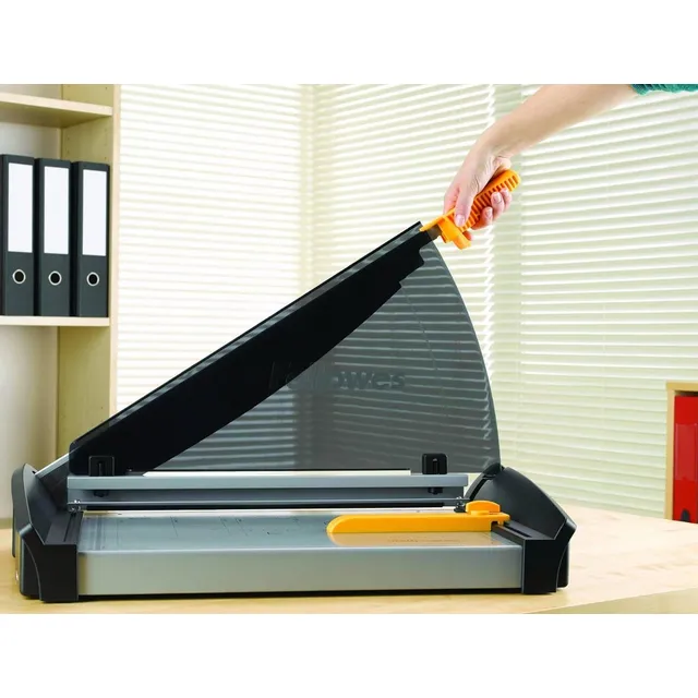 Fellowes Plasma A3 Medium Use Guillotine - 40 Sheet